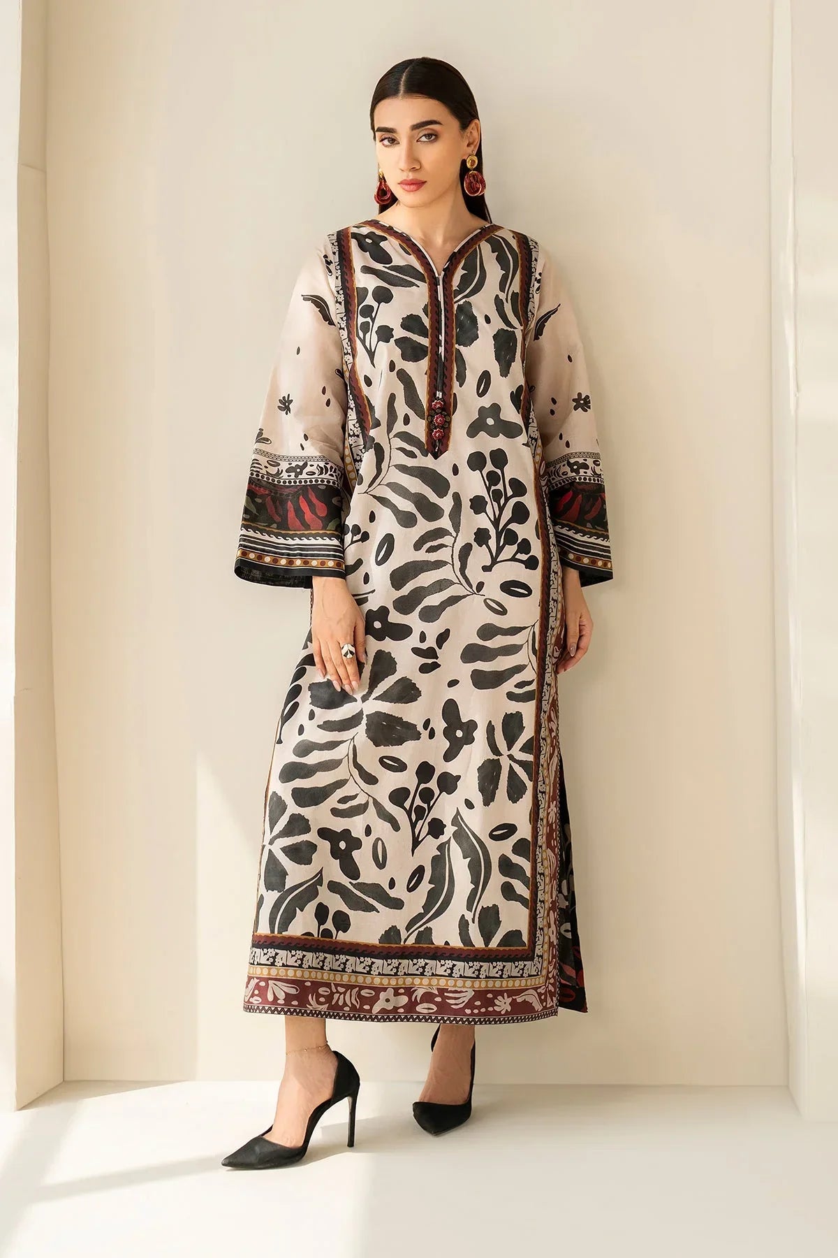Baroque - 3Pc Lawn Printed Shirt With Silk Printed Dupatta And Trouser