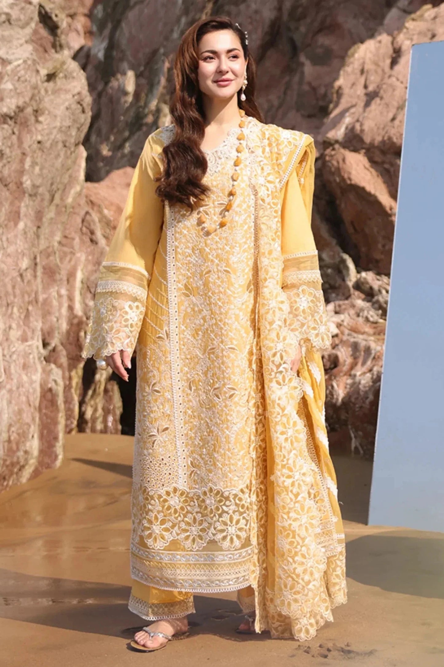 Imrozia - 3Pc Lawn Embroidered Shirt With Khaddi Net Embroidered Dupatta And Trouser