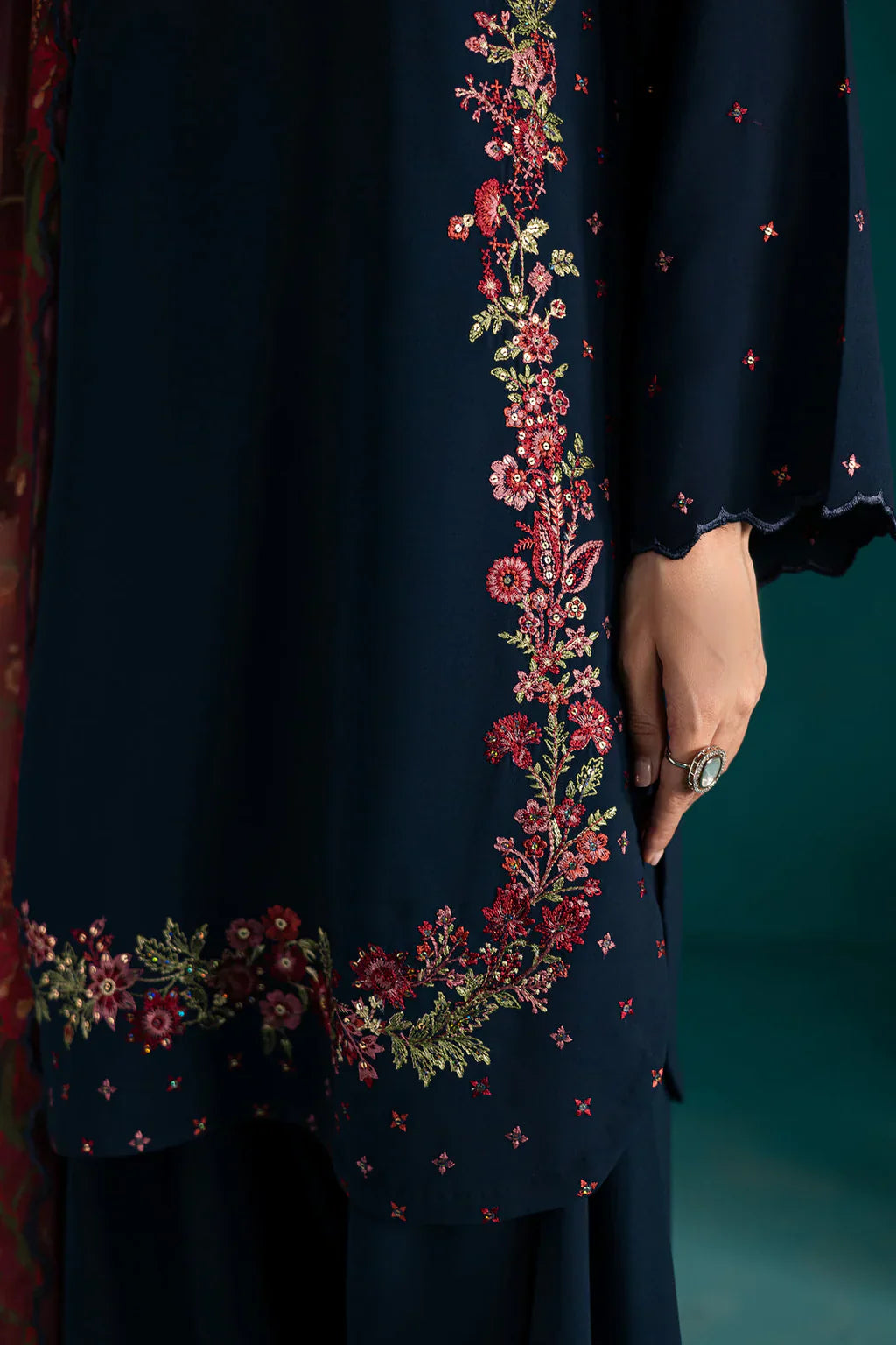 Batik - 3Pc Lawn Embroidered Shirt With Chiffon Printed Dupatta And Trouser