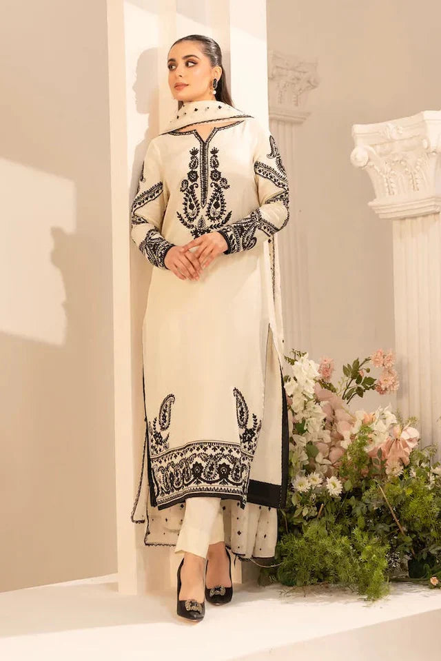 Agha Noor - 3Pc Lawn Embroidered Shirt With Khaddi Net Embroidered Dupatta And Trouser