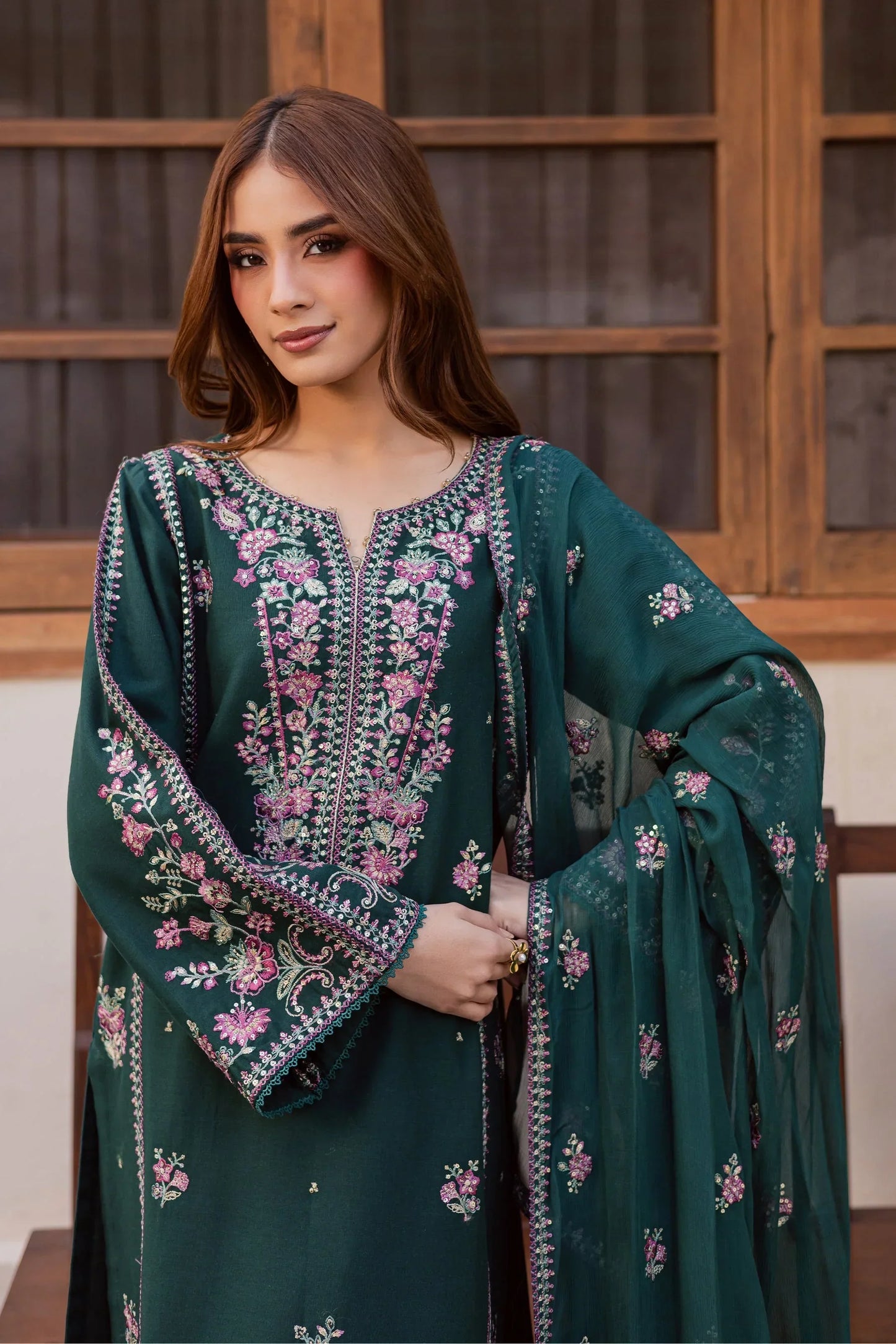 Batik - 3Pc Lawn Embroidered Shirt With Chiffon Embroidered Dupatta And Trouser