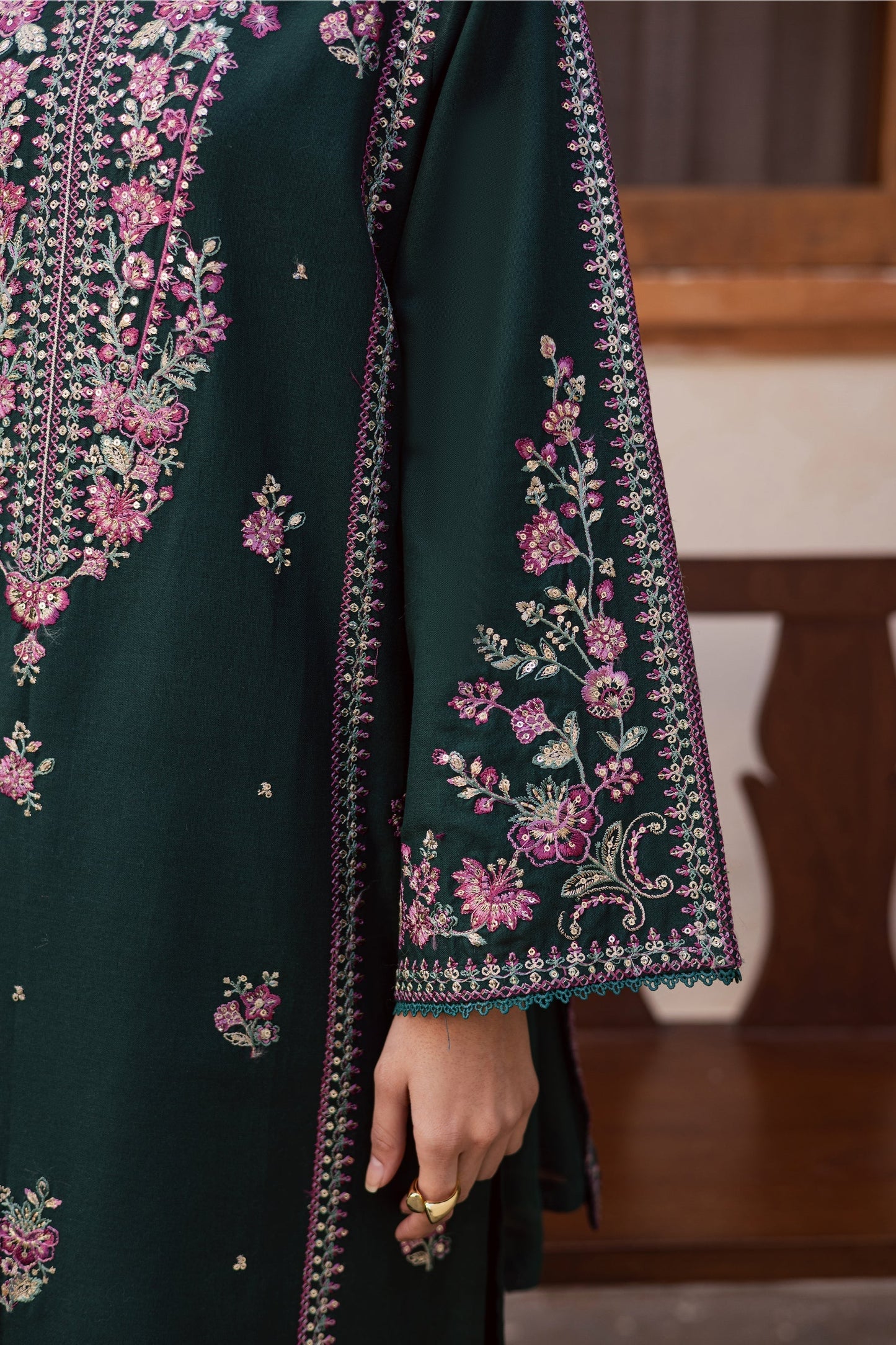 Batik - 3Pc Lawn Embroidered Shirt With Chiffon Embroidered Dupatta And Trouser