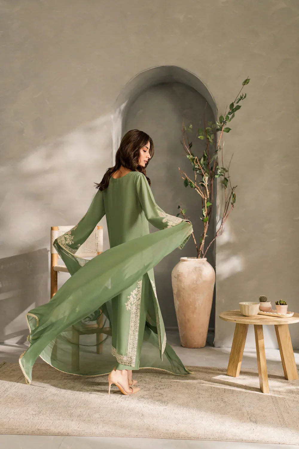 Batik - 3Pc Lawn Embroidered Shirt With Chiffon Dupatta And Trouser
