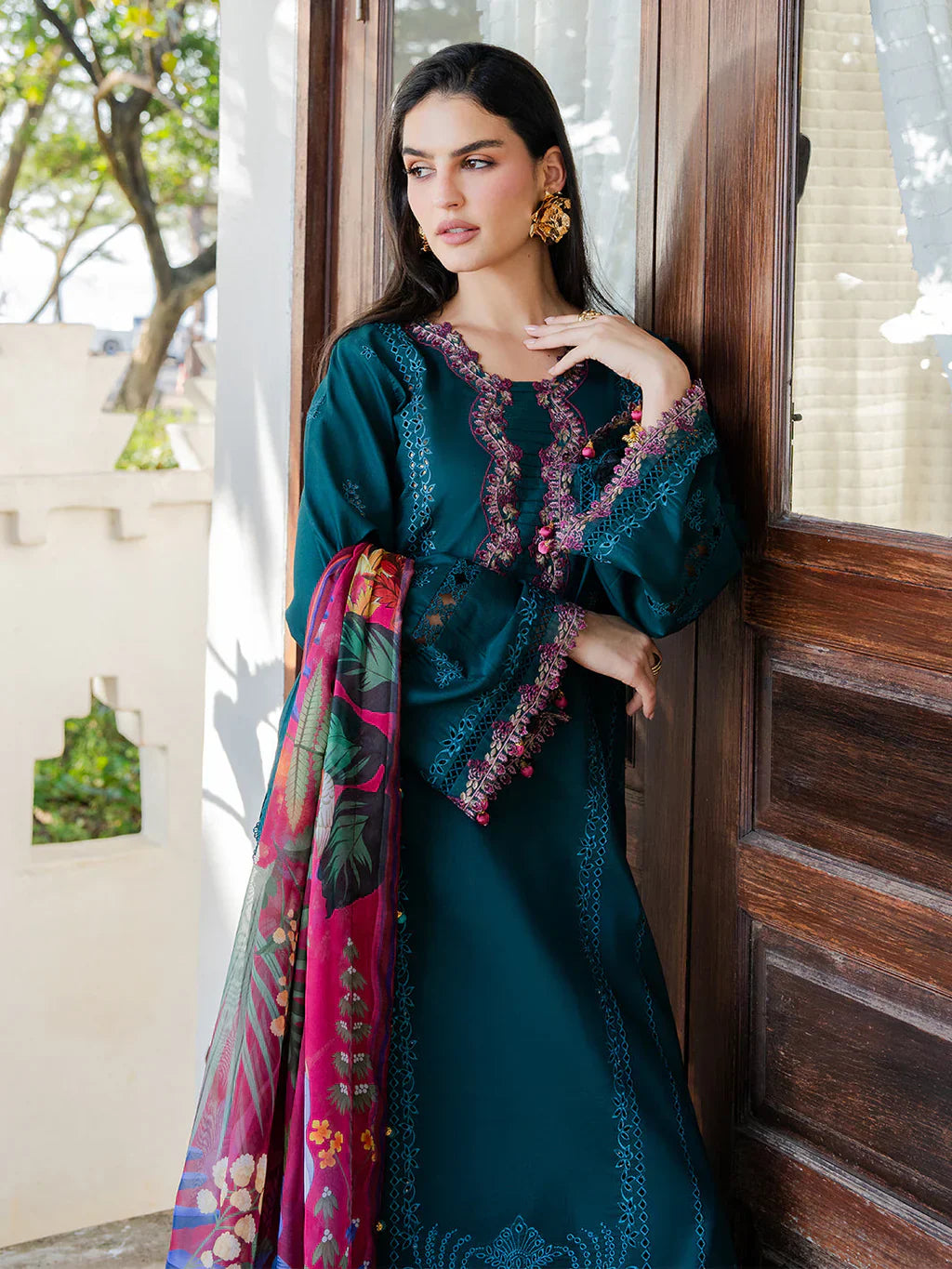 Izel - 3Pc Lawn Embroidered Shirt With Chiffon Printed Dupatta And Trouser