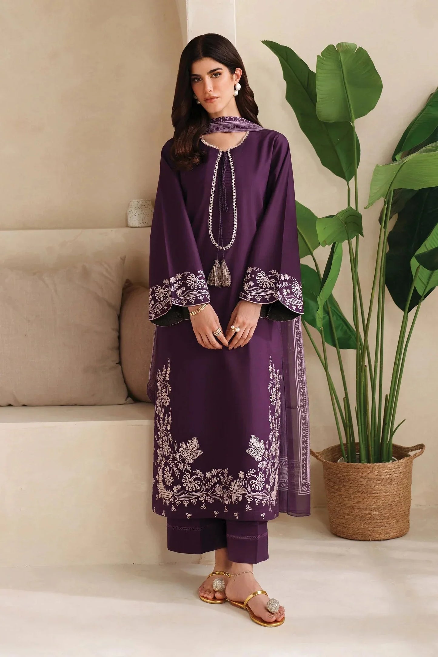 Garnet - 3Pc Lawn Embroidered Shirt With Chiffon Printed Dupatta And Trouser