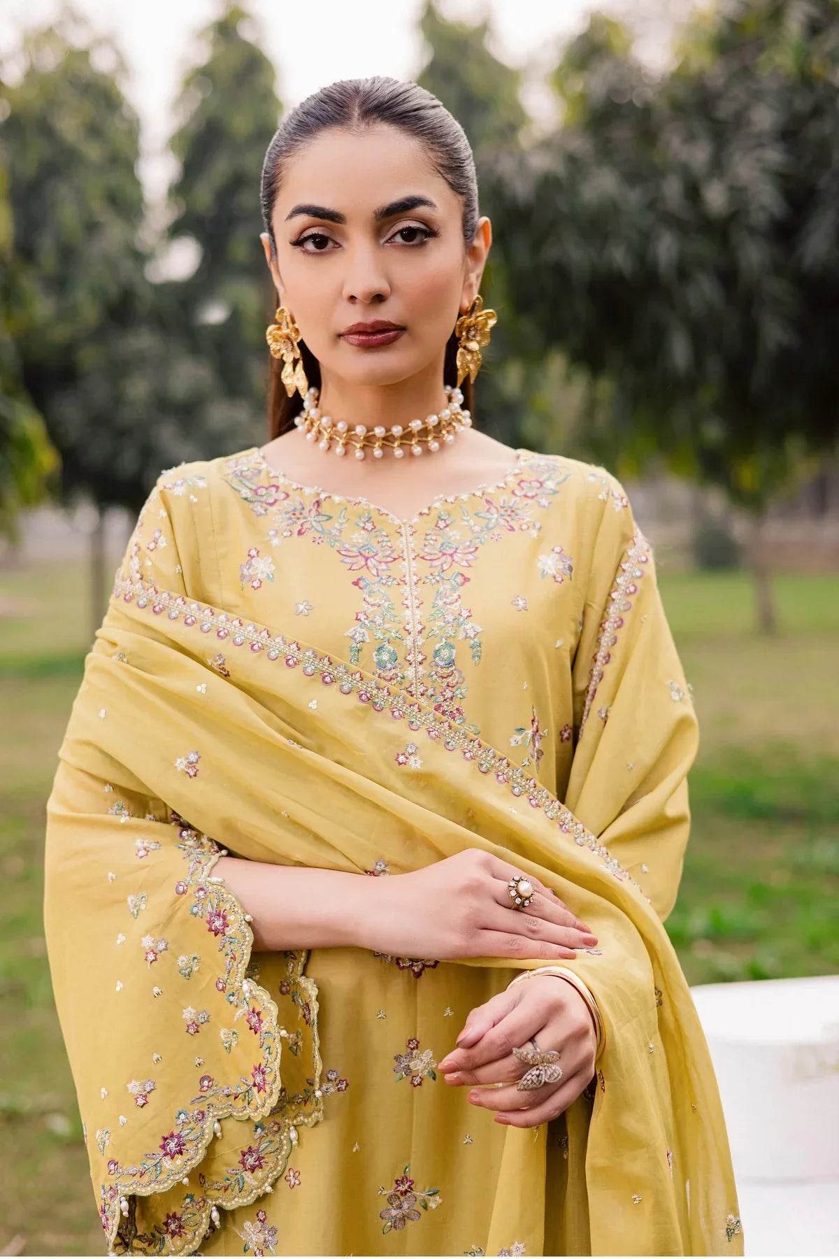 Batik - 3Pc Lawn Embroidered Shirt With Khaddi Net Embroidered Dupatta And Trouser