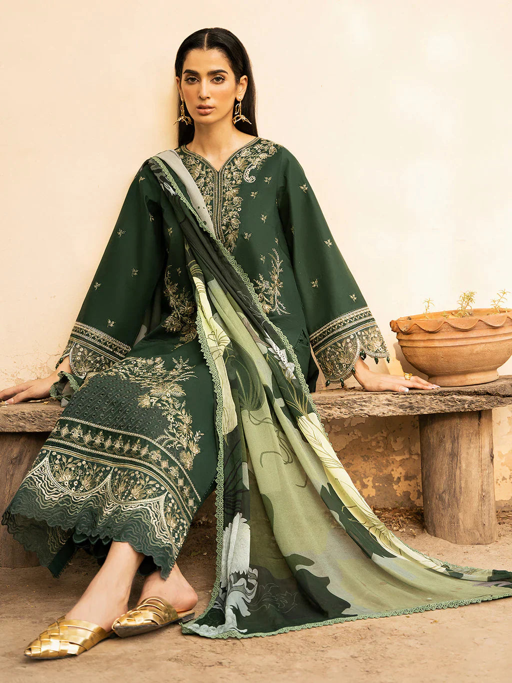 Izel - 3Pc Lawn Embroidered Shirt With Chiffon Printed Dupatta And Trouser