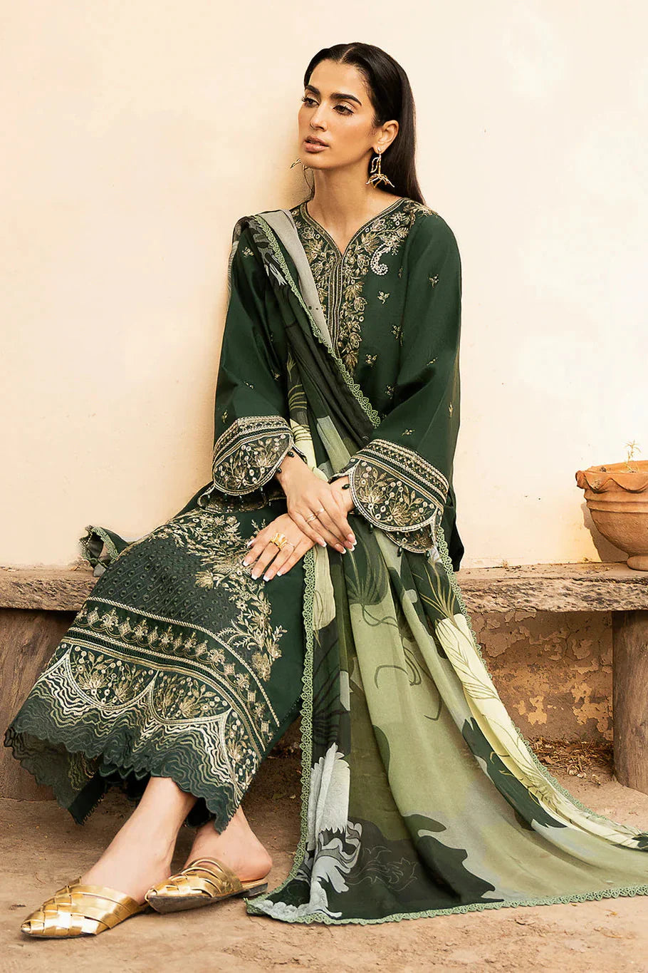 Izel - 3Pc Lawn Embroidered Shirt With Chiffon Printed Dupatta And Trouser